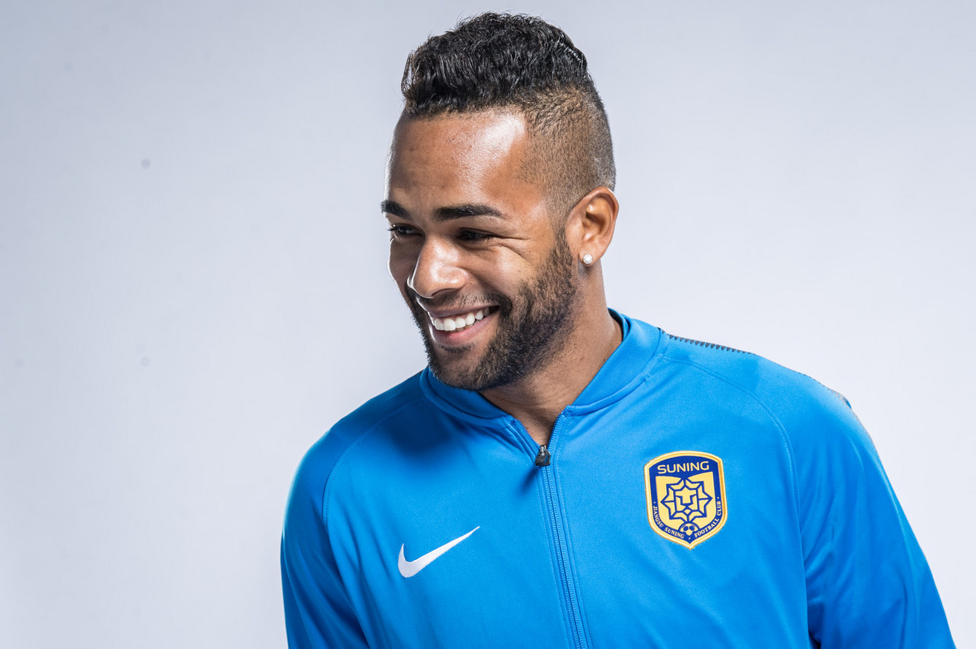 开云体育下载-包含江苏苏宁遭遇重庆当代困境,主帅心态稳健调整战术的词条