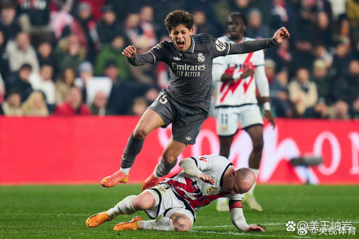 开云体育下载-包含巴列卡诺客场抢分成功,击败对手的词条