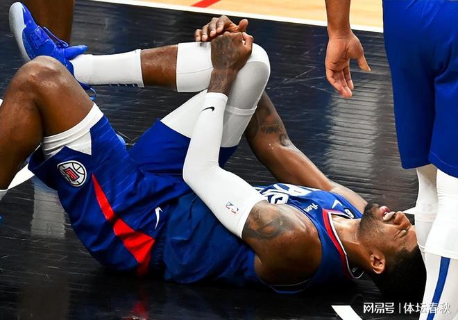 法兰克福再度陷入困境，急需全队反思的简单介绍