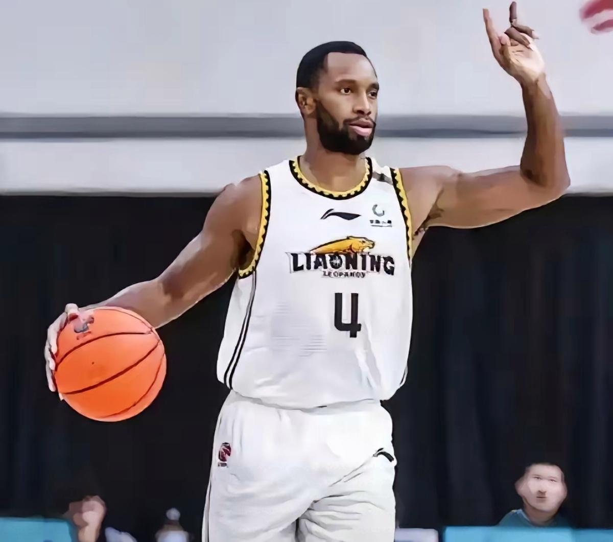 外援大将表现出色，成功带领球队晋级CBA半决赛的简单介绍