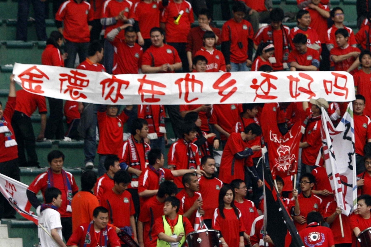 强队拼尽全力，斩获一场激动人心的胜利