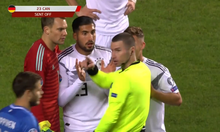 开云体育平台APP-包含尤文图斯中场染红遭罚,主帅大加批评的词条