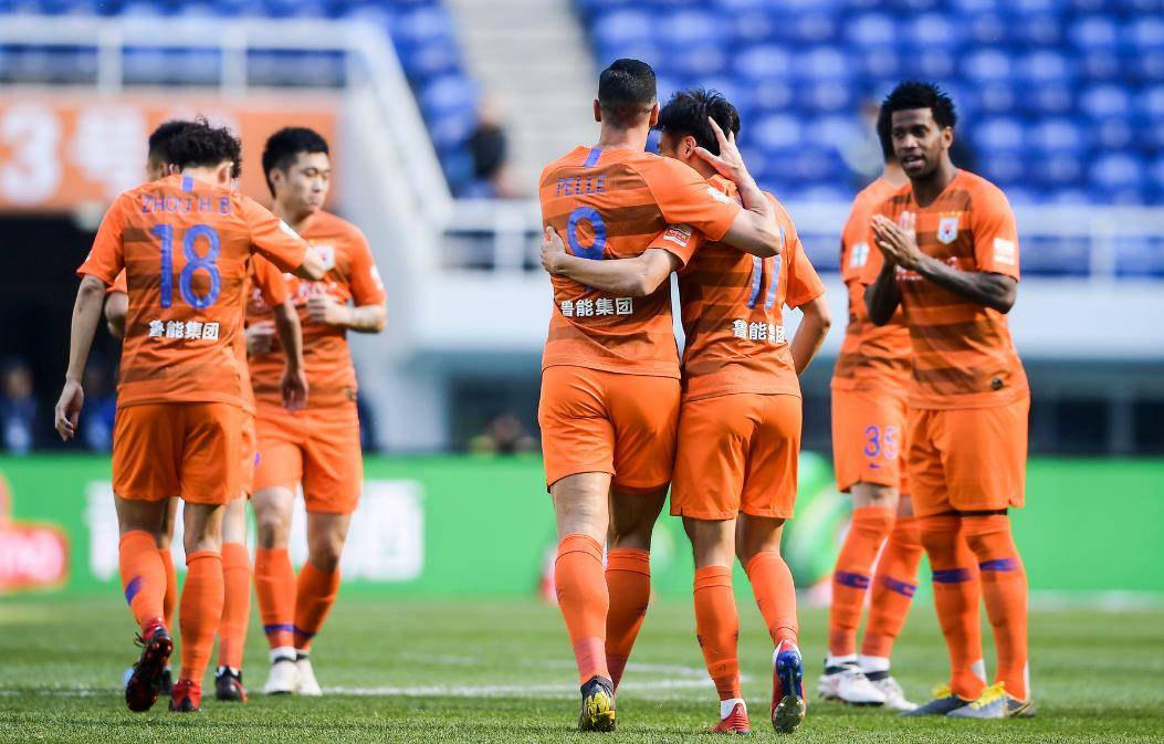 鲁能大胜，成功晋级下一轮比赛