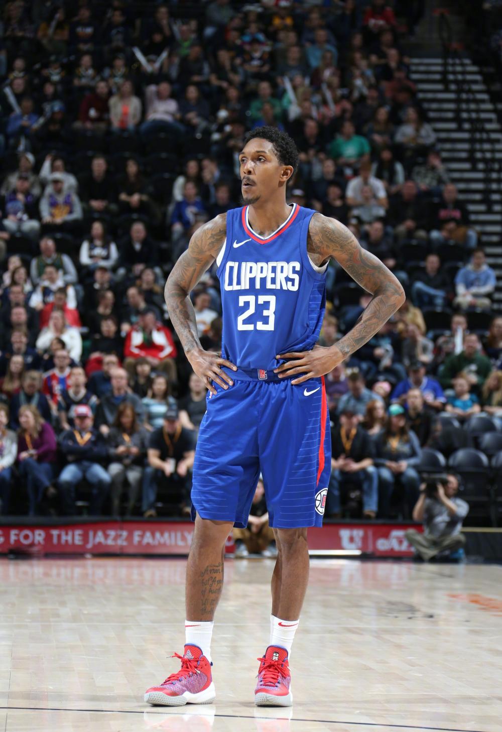 开云体育平台APP-墨西哥球员荣获最佳新秀奖,大放光彩的简单介绍