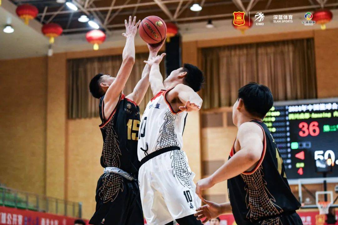 开云体育官网-雷加利斯罚点命中,帮助球队逼平战局的简单介绍