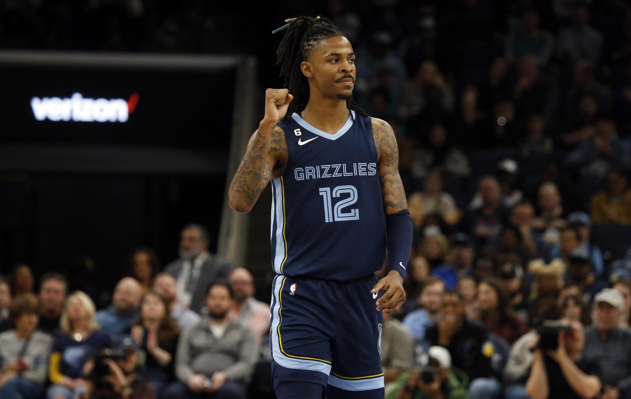 马刺后卫伤愈复出能否带领球队逆袭赢得比赛？的简单介绍