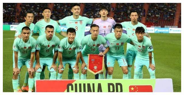 包含队长领衔球队战术动员，备战新赛季展现实力的词条