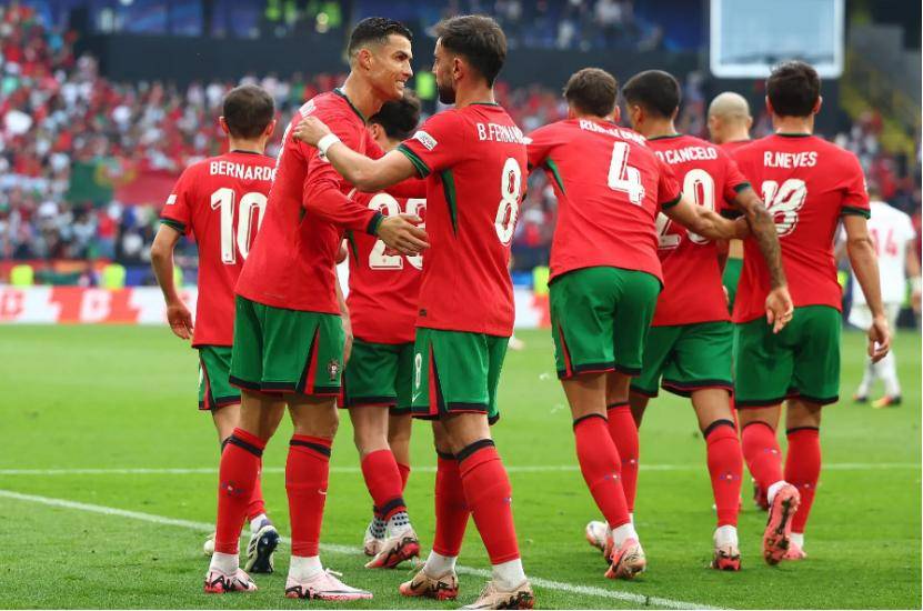 开云体育APP下载-哈萨克斯坦艰难战胜法罗群岛，争夺晋级资格的简单介绍