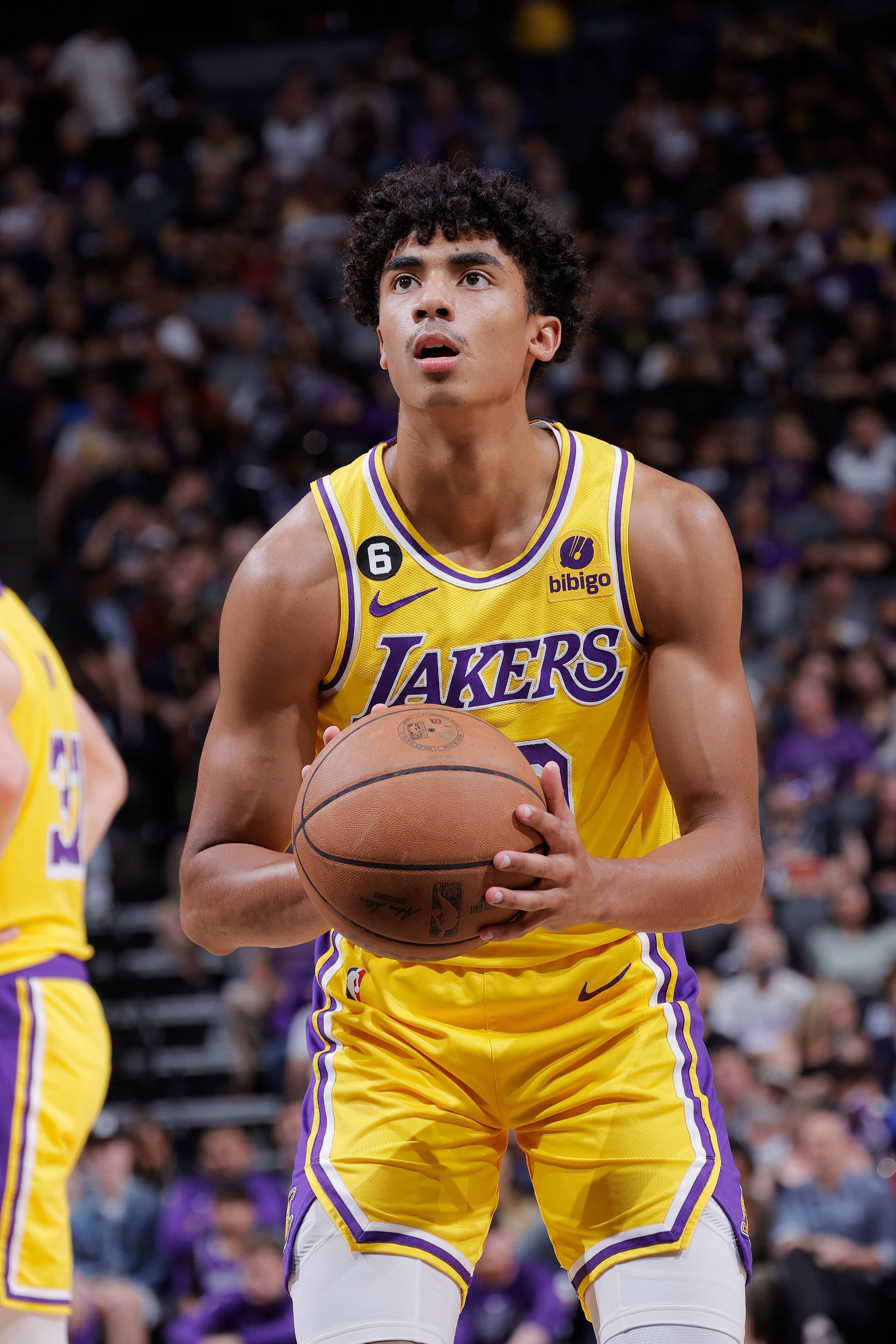 包含开拓者主场告负，麦卡勒姆欠发挥的词条