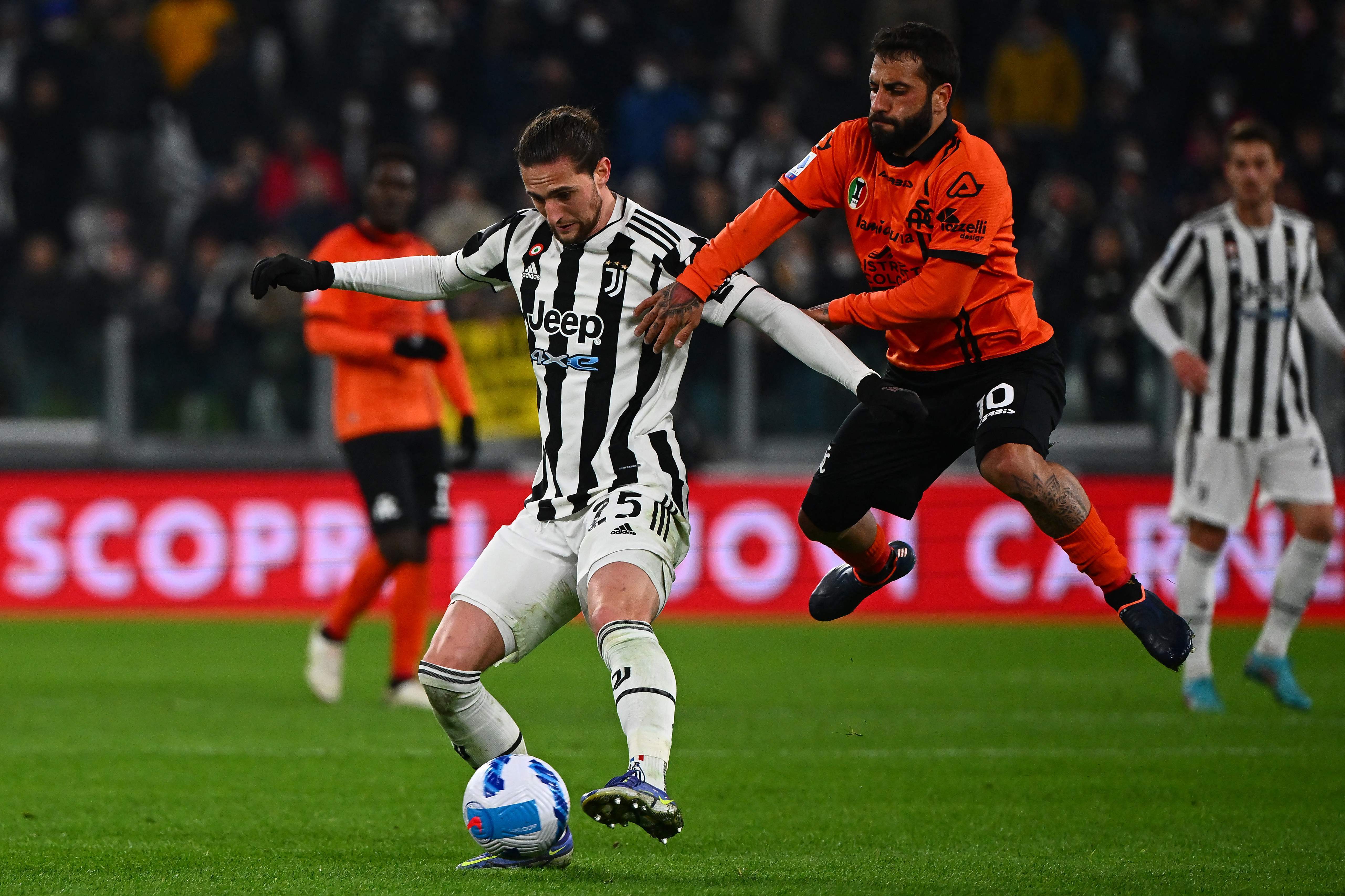 热那亚客场获胜，实现三连胜赛季转机的简单介绍