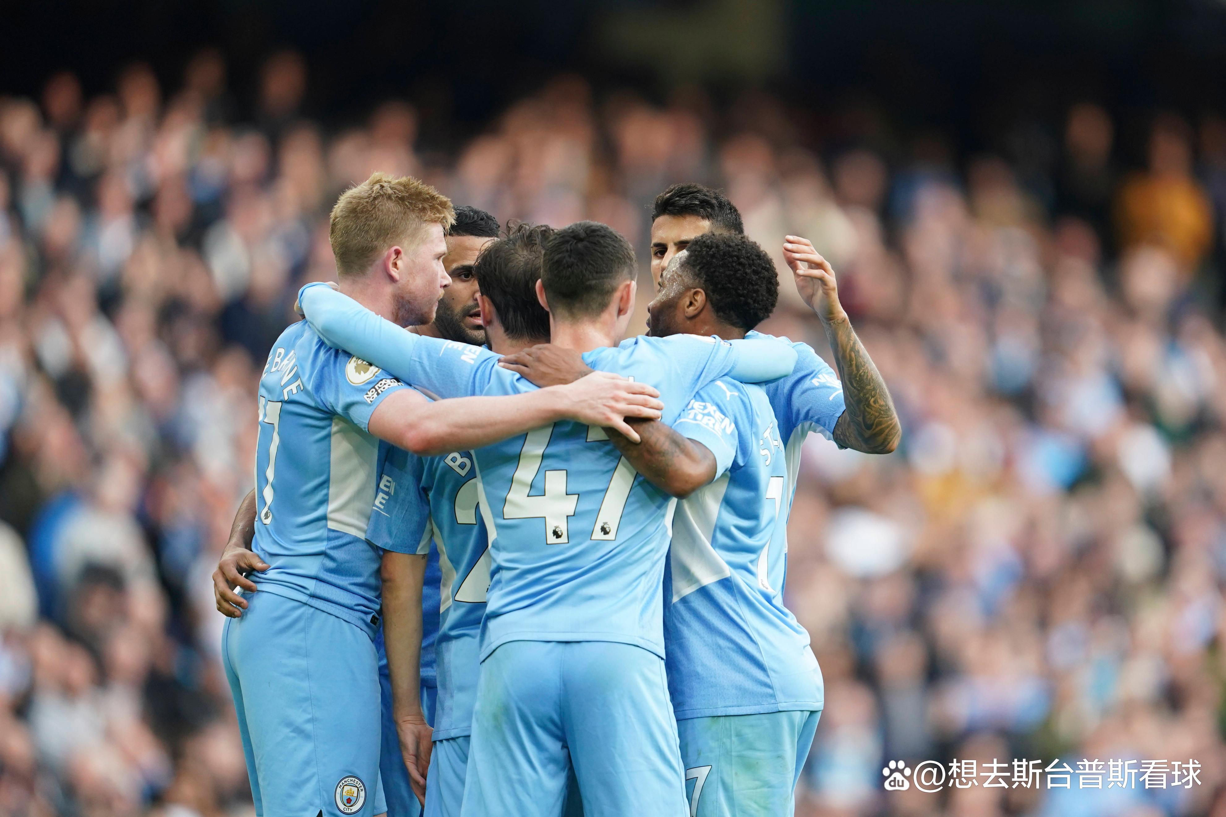 开云体育在线-埃弗顿成功逆袭，惊险赢得一场胜利