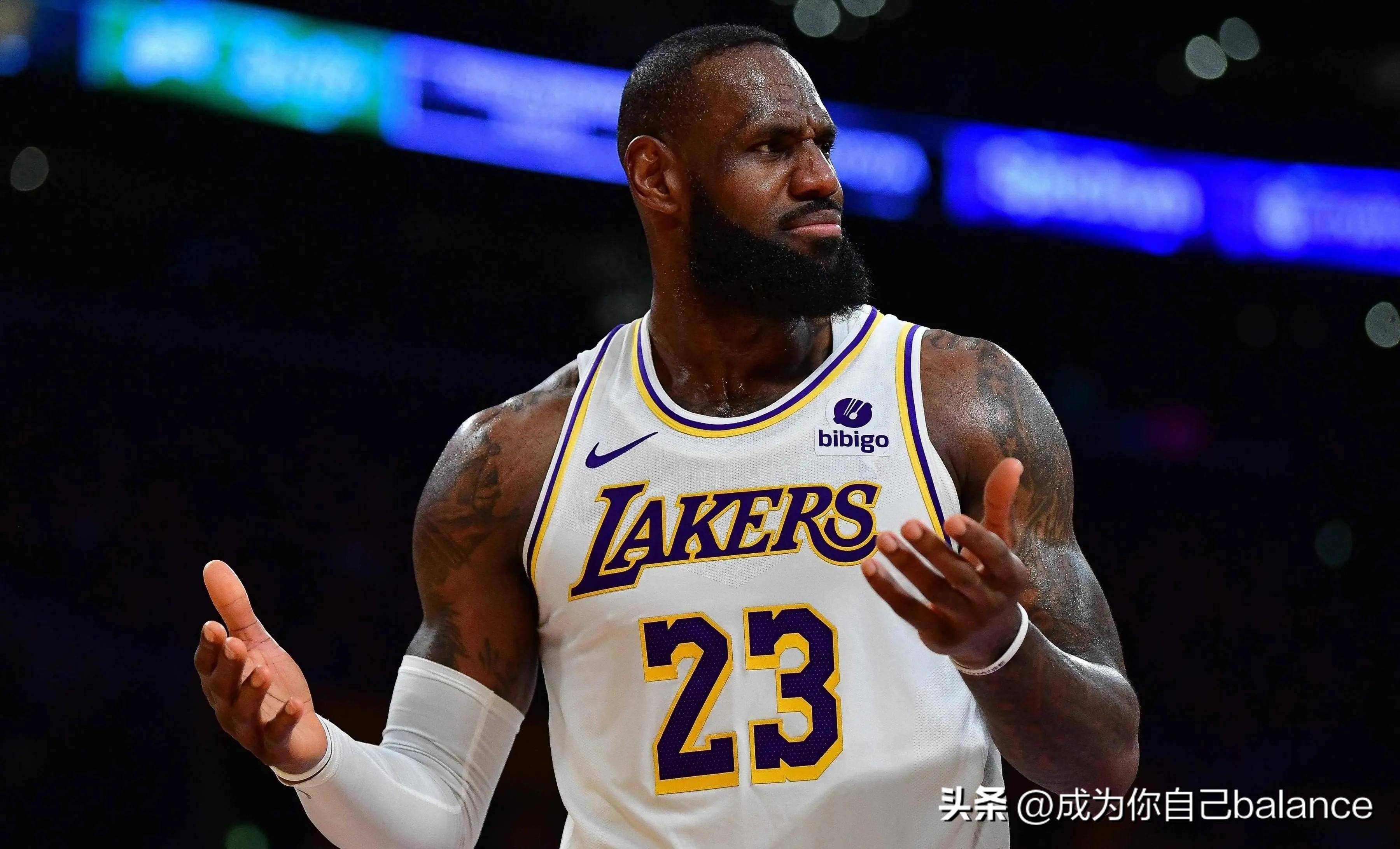 开云体育平台APP-湖人双星合璧，詹姆斯戴维斯再砍+分的简单介绍