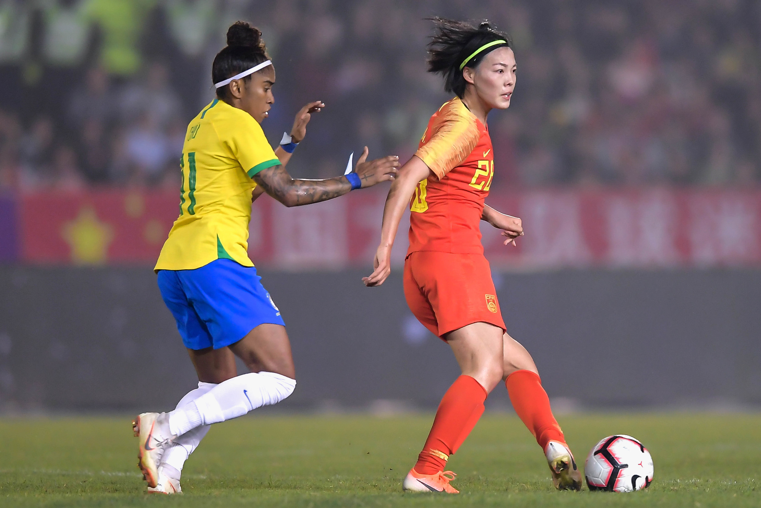 开云体育下载-乌克兰女足超级杯比赛势不可挡，胜者为王