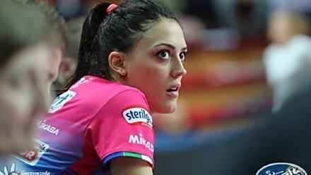 开云体育app-法国女子排球队员突围拿下奖牌