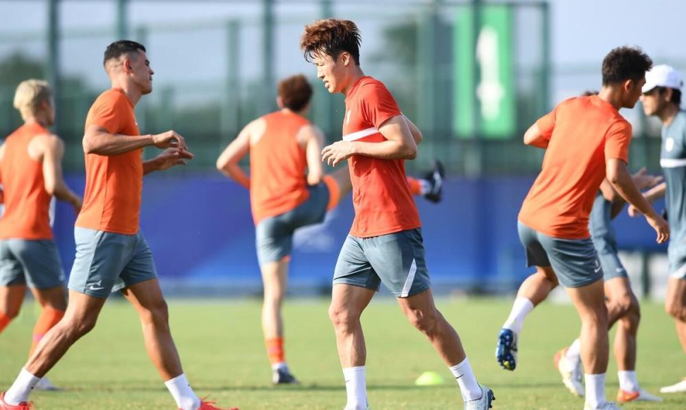 开云下载-海南球队球员状态回升，斩获关键三分