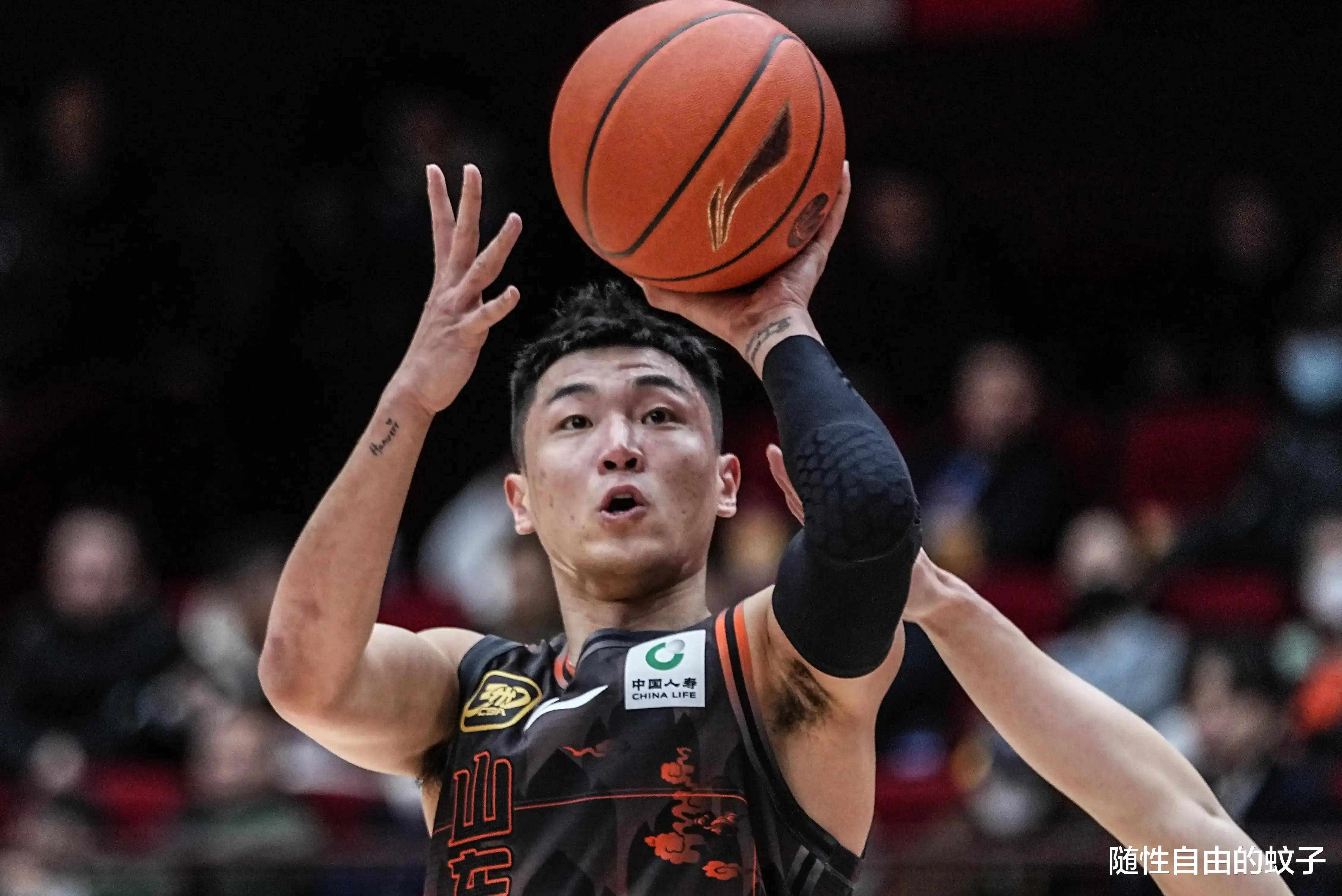 开云体育平台APP-江苏男篮取得胜利，球队士气高涨