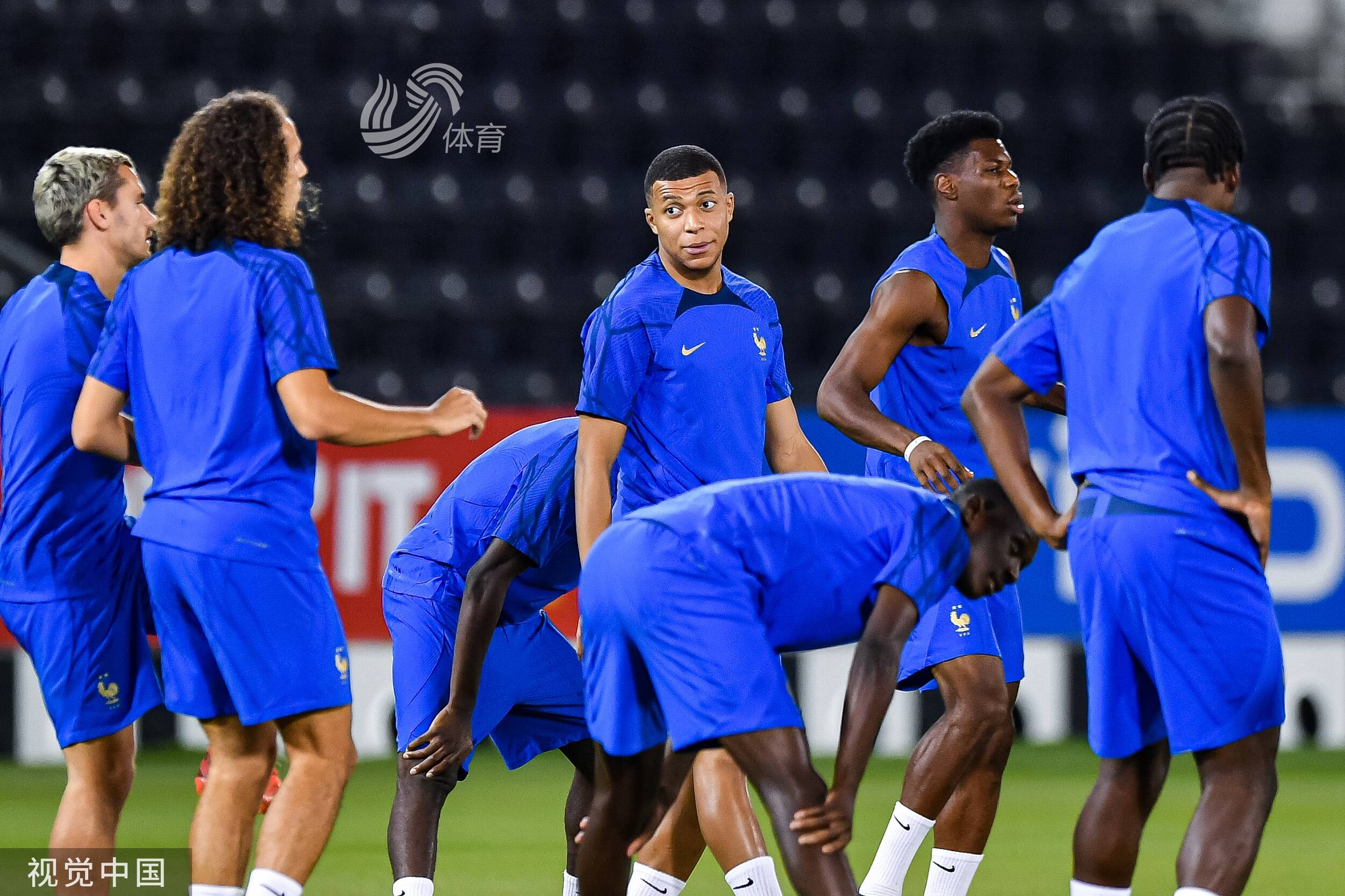 关于波兰队挑战瑞士，备受瞩目的比赛即将上演的信息