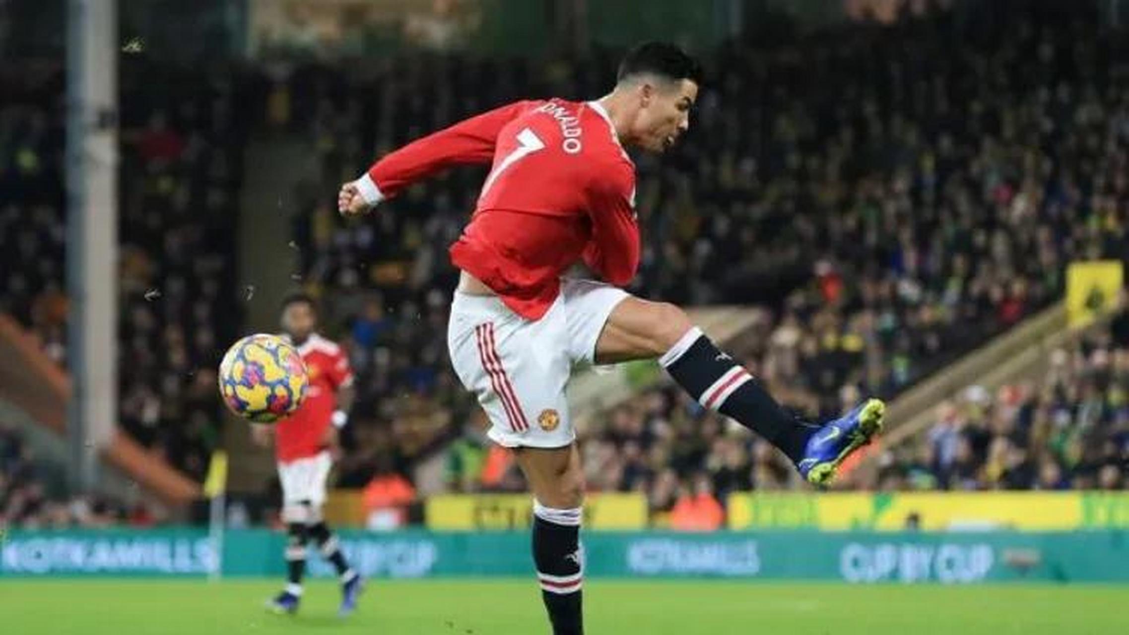 包含诺里奇主场获得关键胜利，保级前景有所改善的词条