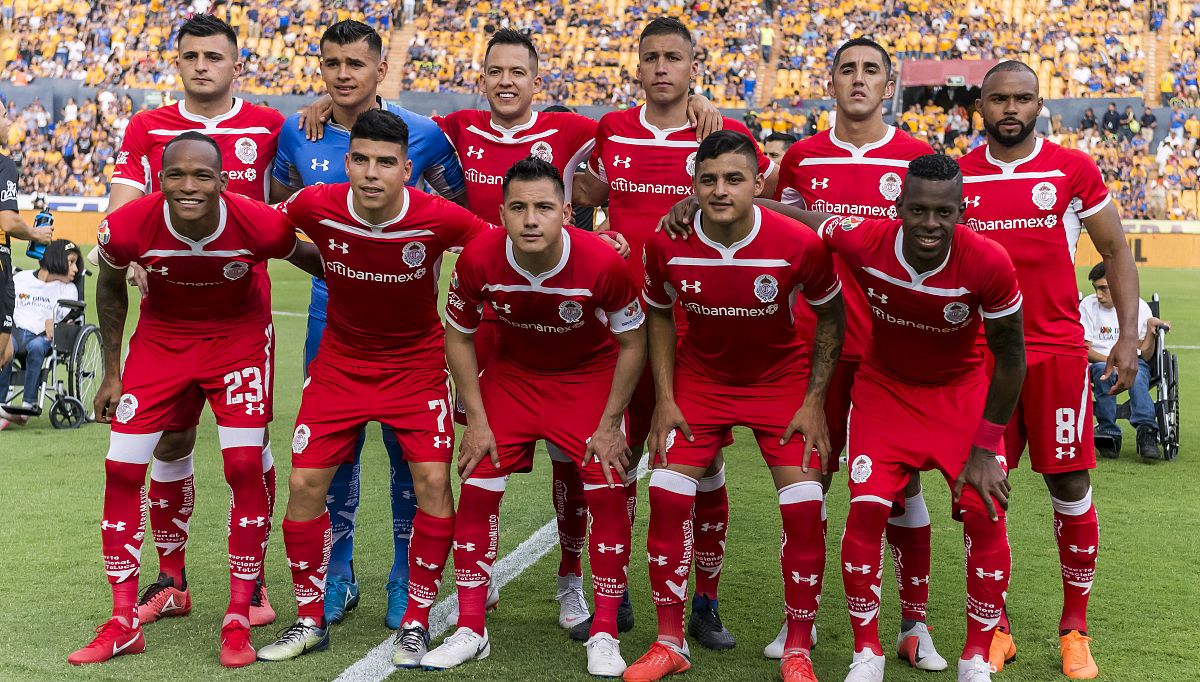 开云体育-主场作战展现实力，球队取得胜利进决赛