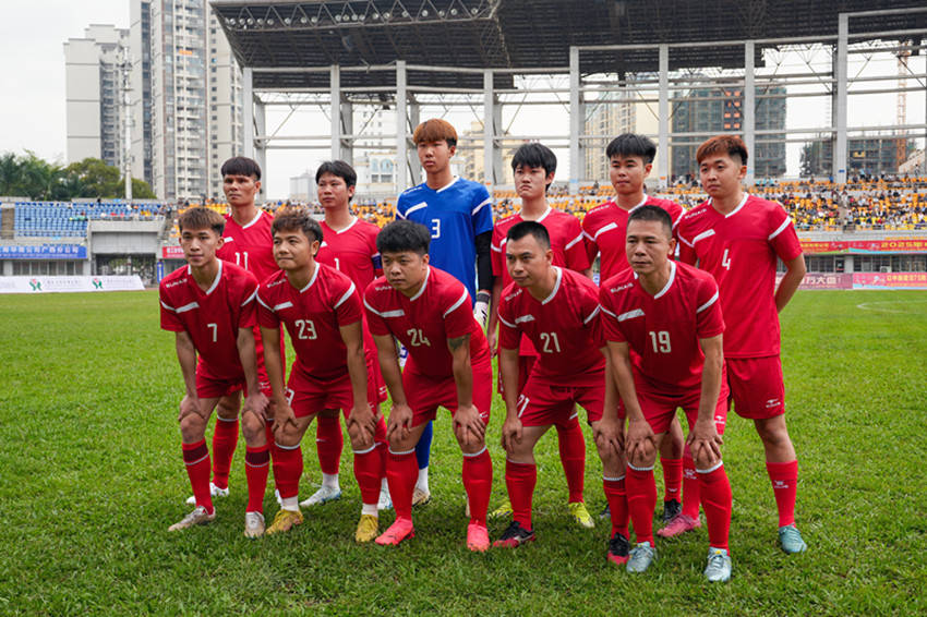 开云体育APP下载-中国足球比赛阵容豪华，场面精彩纷呈