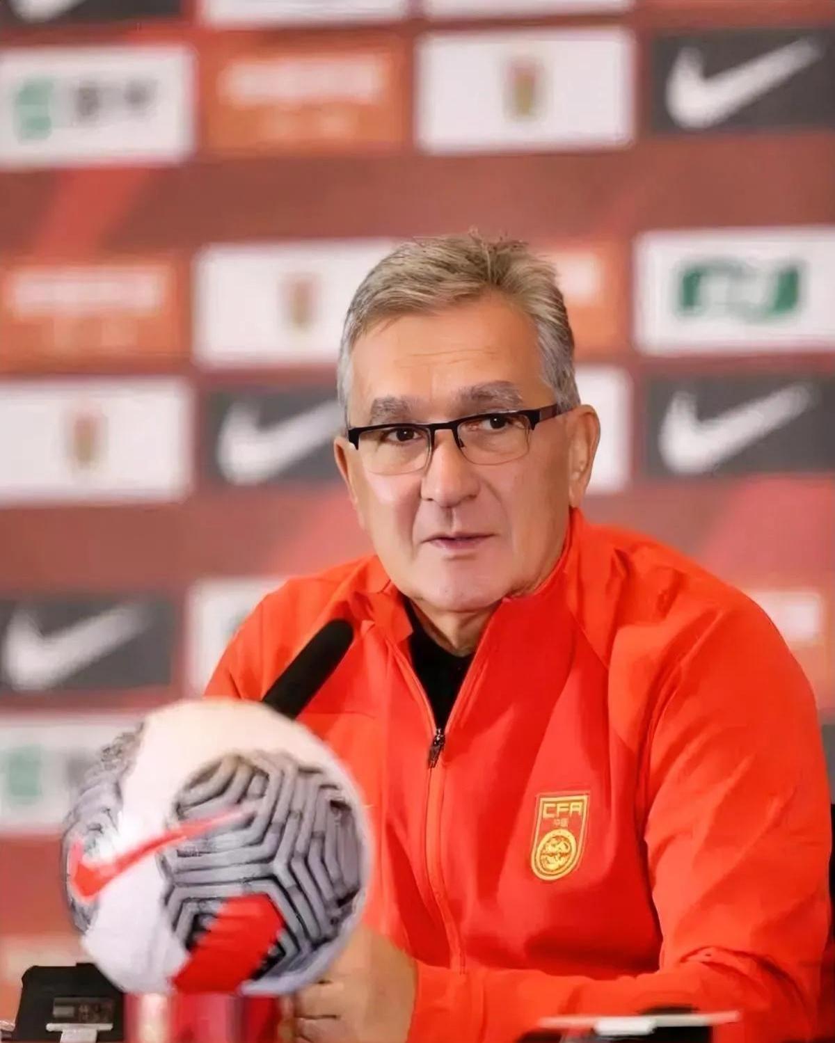 开云体育平台APP-精心布局的战术展现出决胜的关键，悬念重重！