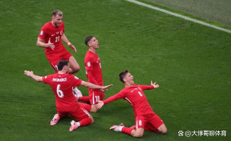 开云体育官方网站-联赛中新赛季的黑马球队浮出水面的简单介绍