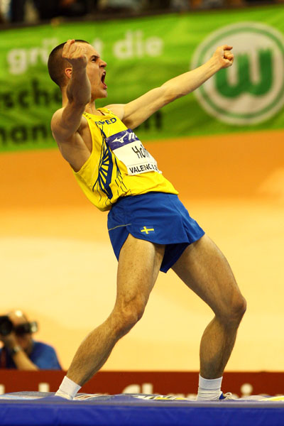 关于瑞典田径名将夺得全能金牌，实力雄厚的信息