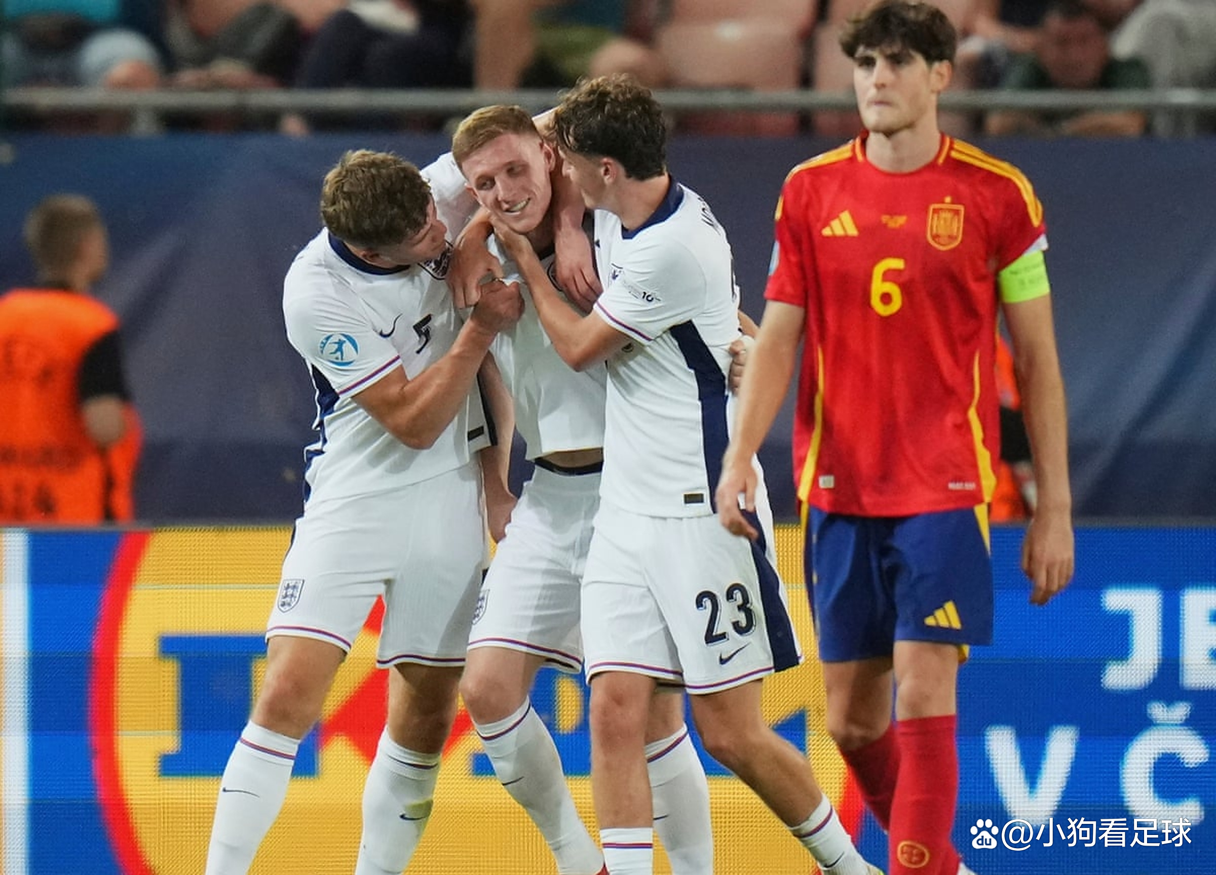 开云体育登录-英格兰惜败克罗地亚晋级半决赛，激动人心