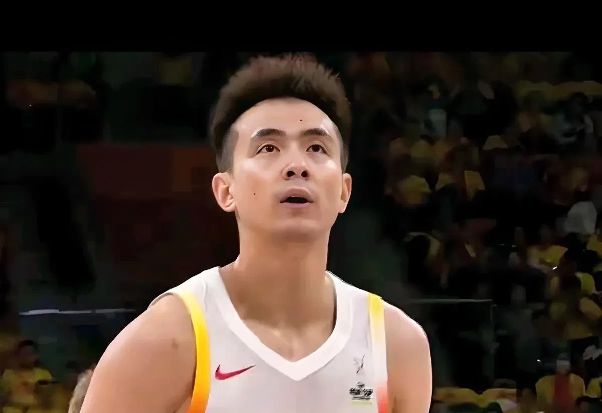 开云下载-沃尔索尔中场策应精准,为球队打下良好基础