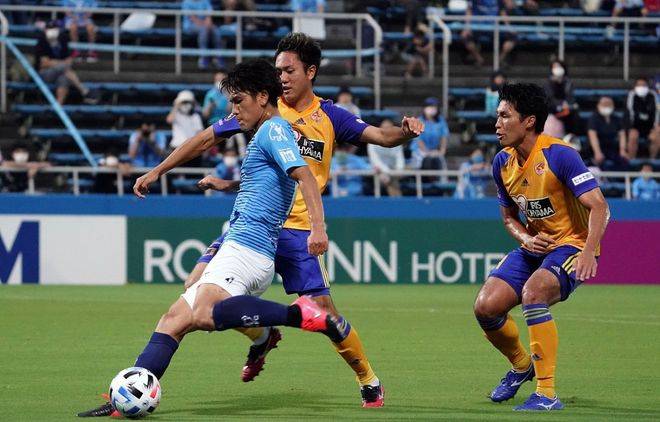 鹿岛鹿角豪取六连胜，成为夺冠热门