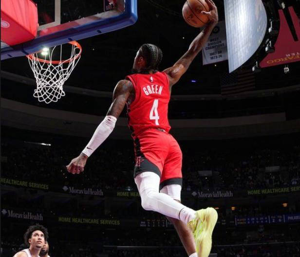 爵士逆转击败76人，领先西部赛区的简单介绍