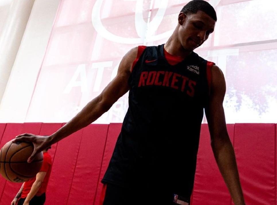 火箭主力伤愈复出，全队士气大涨