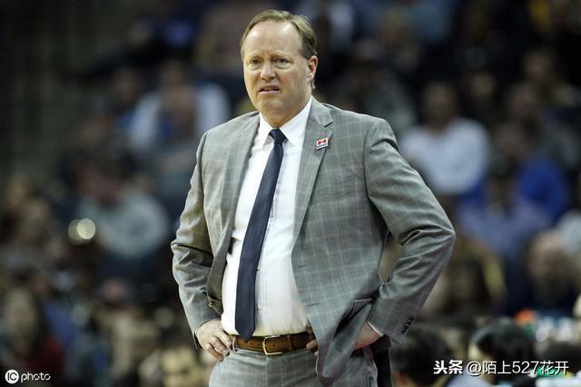 开拓者成功逆转雄鹿，莱昂纳德发威帮助球队取胜