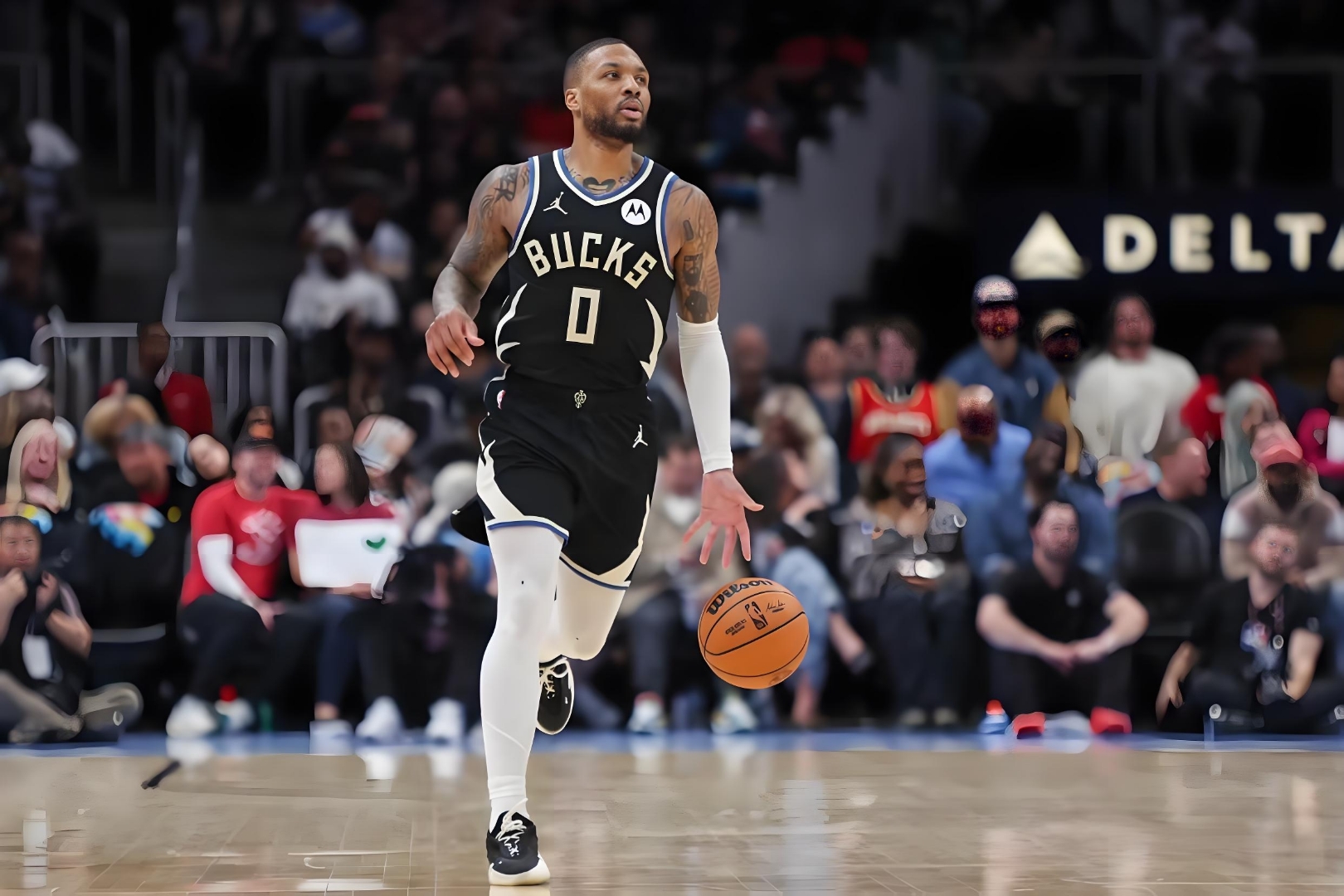 篮网艰难击败雄鹿，晋级季后赛