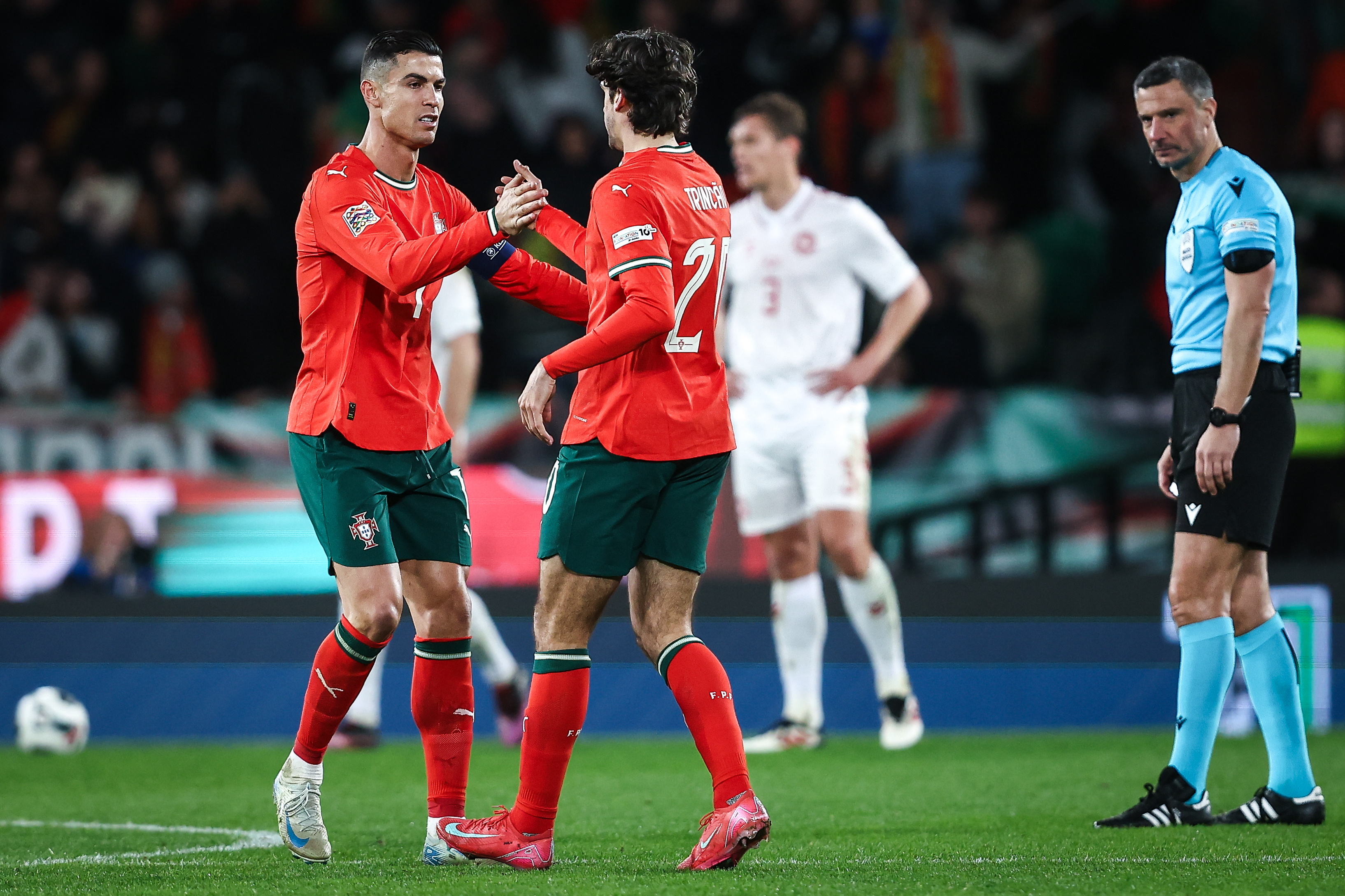 包含欧国联比赛半决赛赛程曝光，谁将晋级？的词条