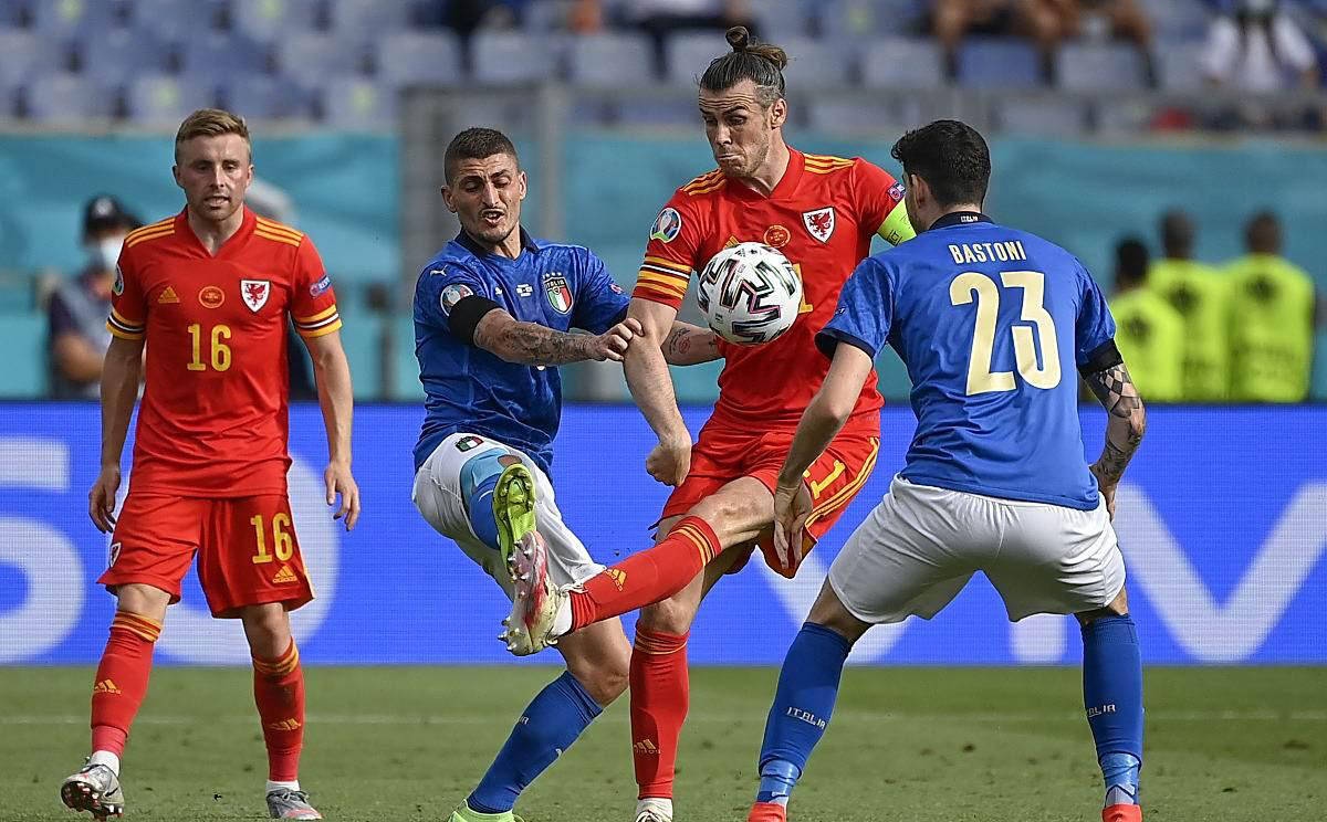 开云官网-汉堡球队凭借丰富经验力压对手，取得胜利