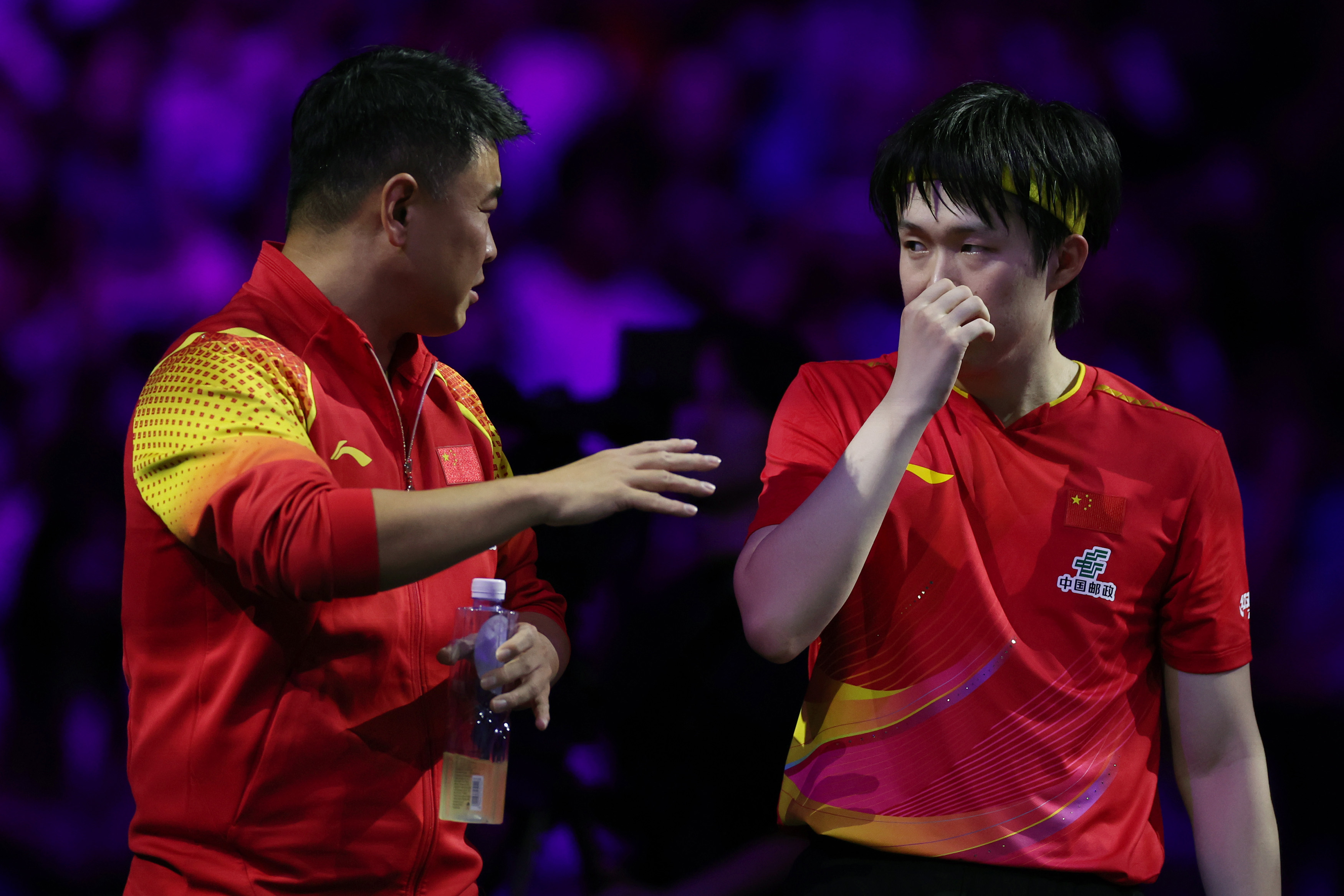 骁勇善战，各国选手在激烈赛场上争夺桂冠