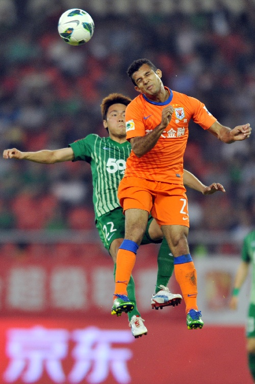 福建绿城队战胜山东鲨队，夺冠成功