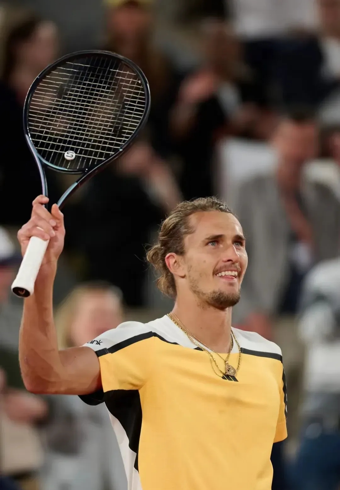 开云体育在线-法网逆转拉沃尔杯，兹维列夫点燃赛场